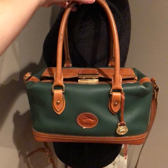 Dooney & Bourke Handbags - Vintage Dooney and Bourke Doctors bag!